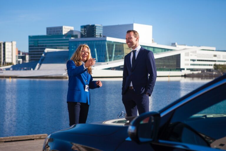 Lisa Foran Drømmedag med egen guide | Oslo Guidebureau